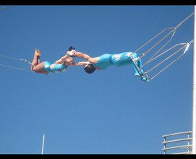 Trix Circus Flying Trapeze - Attractions 0