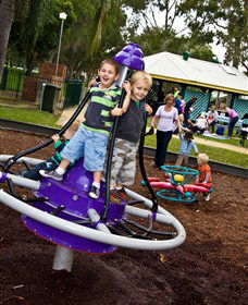 Laguna Park - Attractions 0