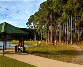 Pizzey Park - Attractions 0