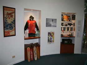 Surf World Gold Coast - Attractions 0