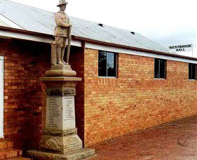 Westbrook War Memorial - Attractions 0