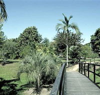 Ingham Memorial Gardens - Attractions