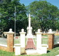 Boonah War Memorial and Memorial Park - Attractions