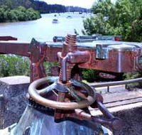 Maryboroughs Guns - Attractions
