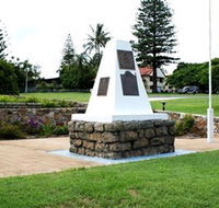 Dunwich War Memorial - Attractions