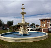 Cunnamulla War Memorial Fountain - Attractions