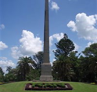 Rockhampton War Memorial - Attractions