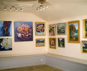 Ros McArthur Art Studio - Attractions 0