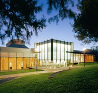 Bendigo Art Gallery - Attractions
