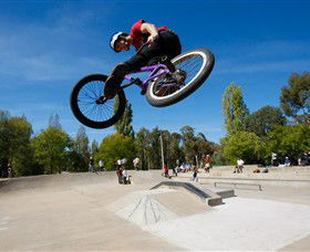 James Scott Memorial Skate Park - Attractions 0