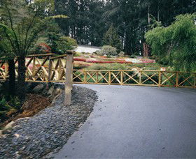 National Rhododendron Gardens - Attractions 0