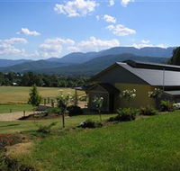 Ringer Reef Winery - Attractions