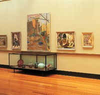 Castlemaine Art Gallery and Historical Museum - Attractions