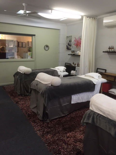 Aromatherapy In Action - Attractions 2