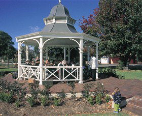 Muir House Art Gallery - See Attractions 0