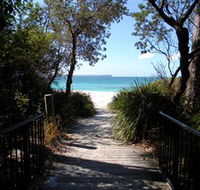 Greenfields Beach - Attractions