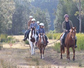 Horse Riding At Oaks Ranch And Country Club - Attractions 0