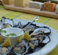 Oyster Shed on Wray Street - Attractions