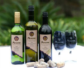 Moorebank Private Vineyard - Attractions 6