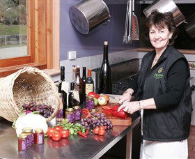 Moorebank Private Vineyard - Attractions 4