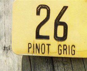Angullong Wines - Attractions 2