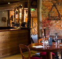 Jones Winery  Vineyard Cafe - Attractions