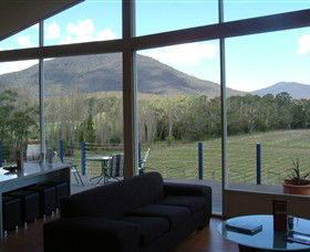 Boat O'Craigo Wines - Attractions 2