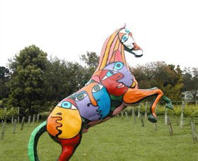 Prancing Horse Estate - Attractions 0