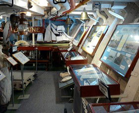 HMAS Castlemaine Museum Ship - Attractions 6
