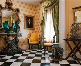 The Johnston Collection - Attractions 0