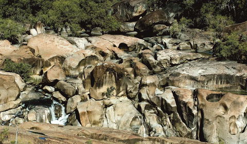 Macintyre Falls Lookout - Attractions 2