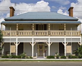 Glenara Gallery - Attractions 0