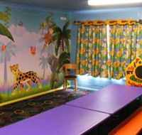 Jumbos Jungle Playhouse and Cafe - Attractions