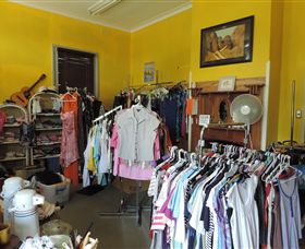Walwa Community Shop - Attractions 1