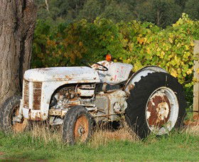 Ten Minutes By Tractor - Attractions 0