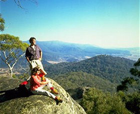 Hume And Hovell Walking Track Yass - Wee Jasper - Attractions 0