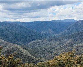 Black Perry Lookout - Attractions 1