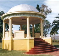 Kingaroy Soldiers Memorial Rotunda - Attractions