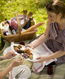 Poachers Pantry And Wily Trout Vineyard - Attractions 3