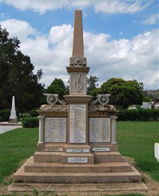 Boer War Memorial And Park, Allora - Attractions 0