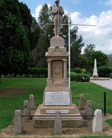 Boer War Memorial And Park, Allora - Attractions 1