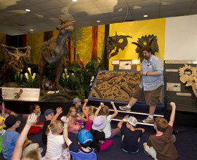National Dinosaur Museum - See Attractions 1