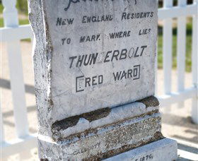 Thunderbolt's Grave - Attractions 0