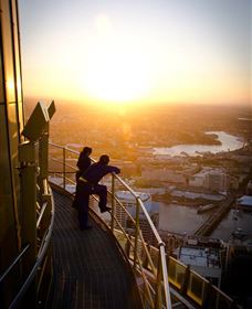 Sydney Tower Eye And Skywalk - Attractions 5