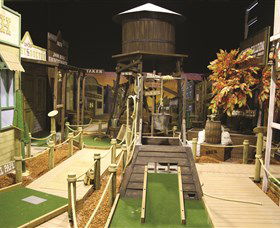 Mega Mini Golf - Attractions 2