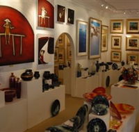Articles Fine Art Gallery - Attractions