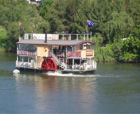 Hawkesbury Paddlewheeler - Attractions 0