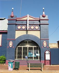 Radio Picture Theatre - Attractions 0