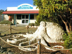 Artworks Gallery - Attractions 0