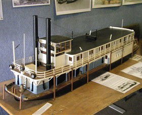 Wentworth Model Paddlesteamer Display - Attractions 2